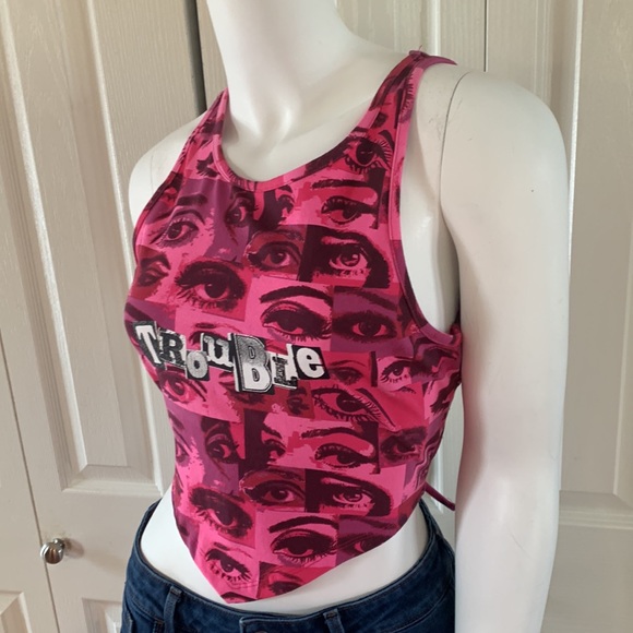 Trouble Crop Top - Picture 3 of 4